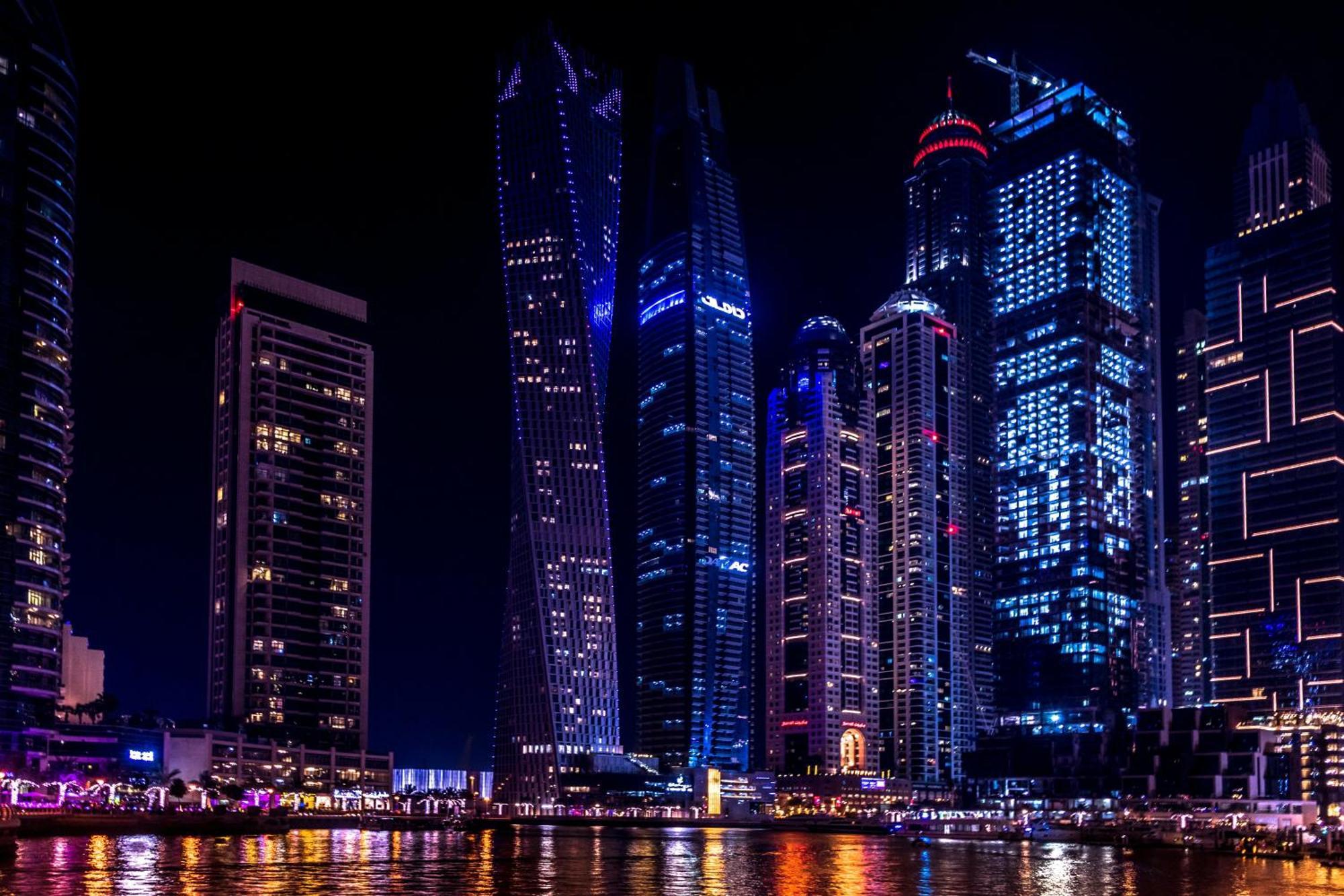 Vacay Lettings -2 Bed Iris Blue Dubai Marina Apartment Bagian luar foto