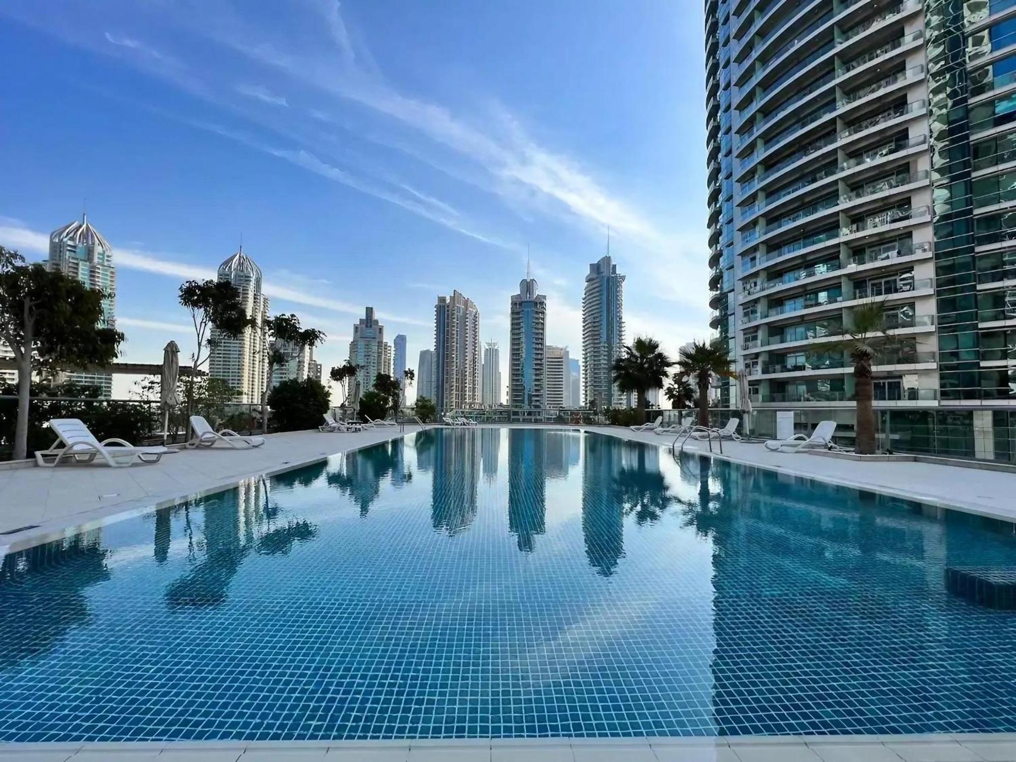 Vacay Lettings -2 Bed Iris Blue Dubai Marina Apartment Bagian luar foto